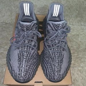 New Yeezy Boost 350 V2 Men size 8 ( 41 )
